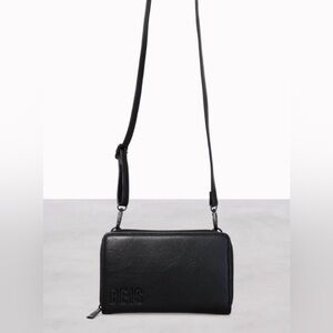 NWT BEIS Travel Wallet